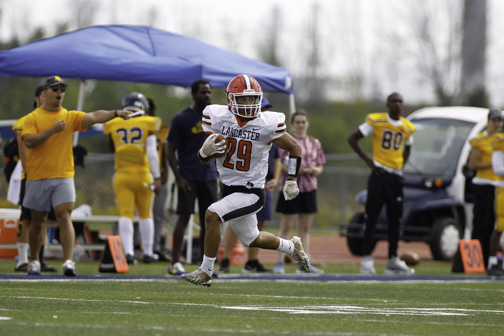 Lancaster vs Niagara Falls Running Back in the open