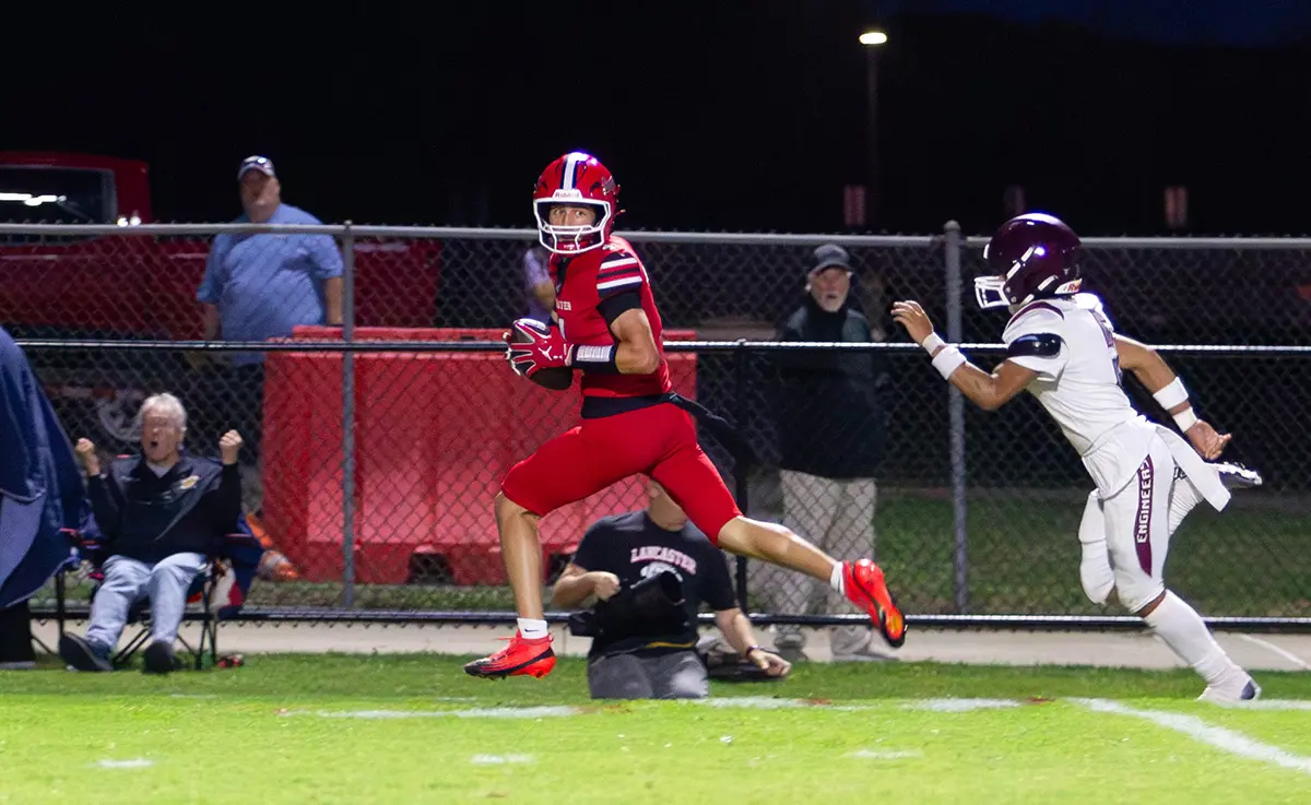 Legend headed to the endzone