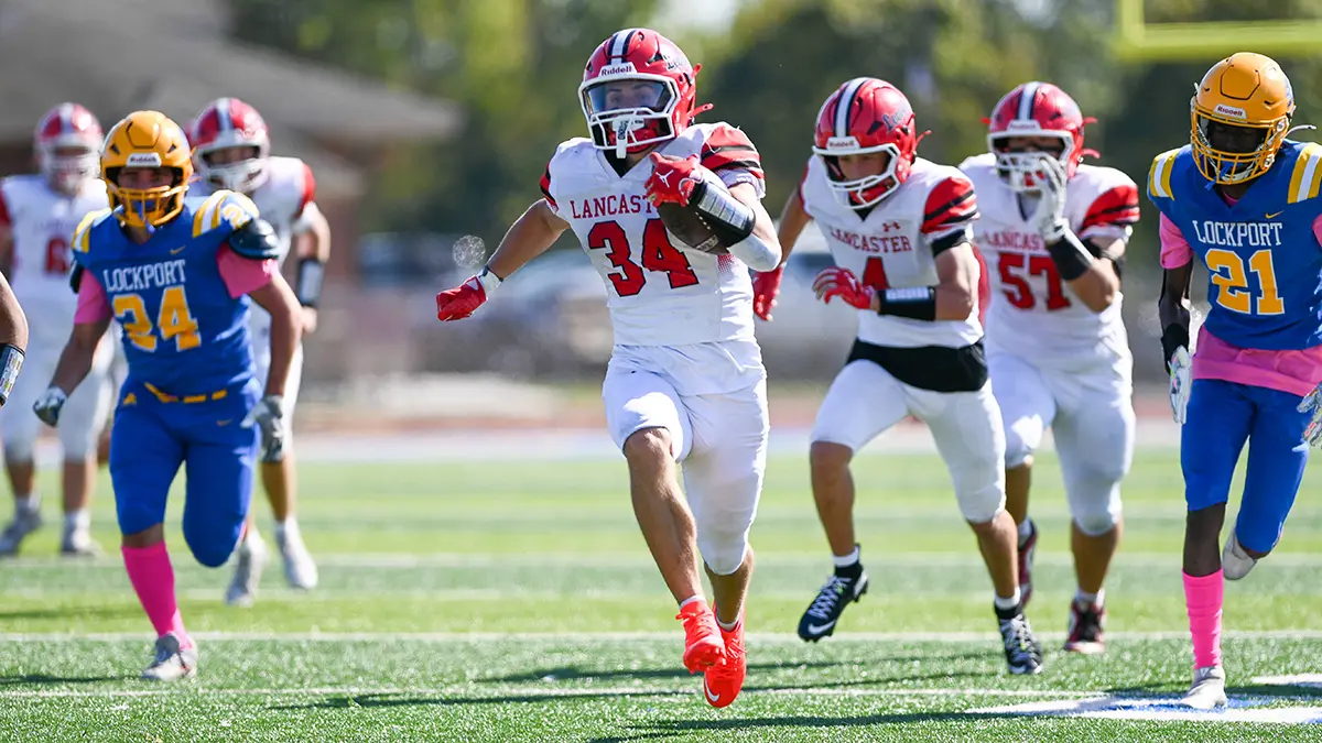 Lancaster RB running to the endzone